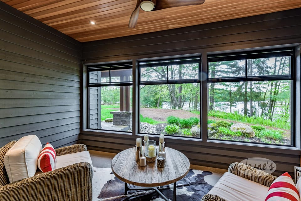 Primary Bedroom - Walk Out Deck