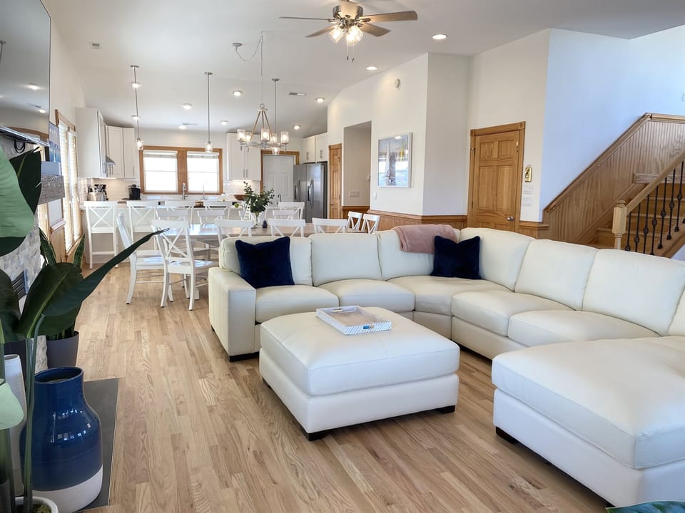 Amazing Open Floor Plan - Hosted by BeachVacationsOBX 