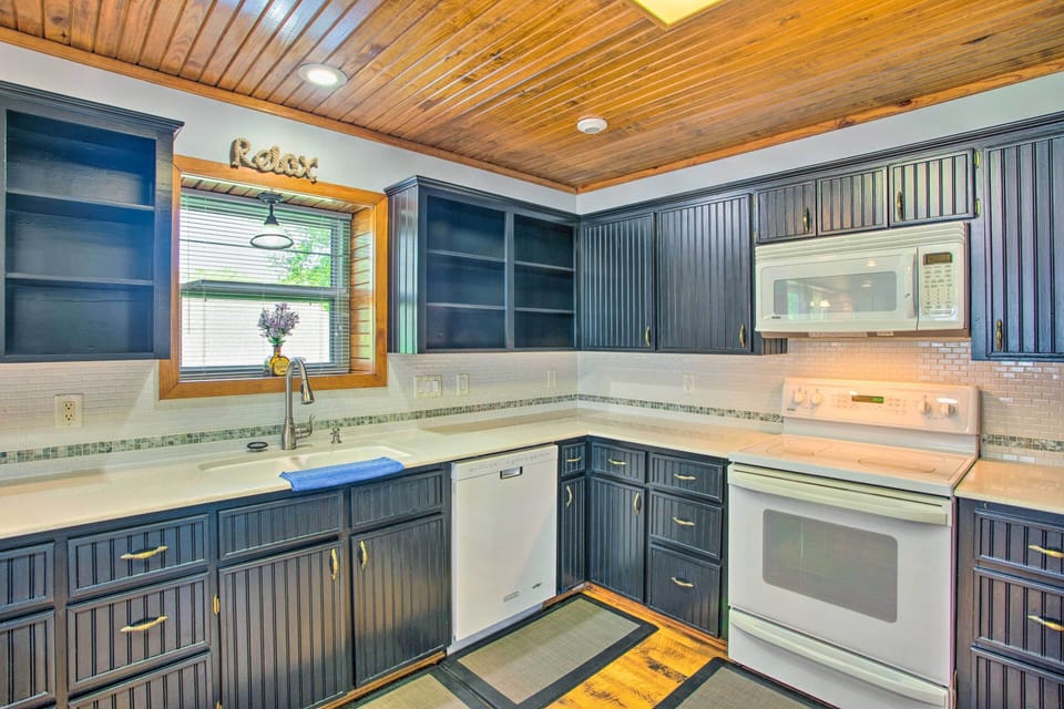 Upper Kitchen