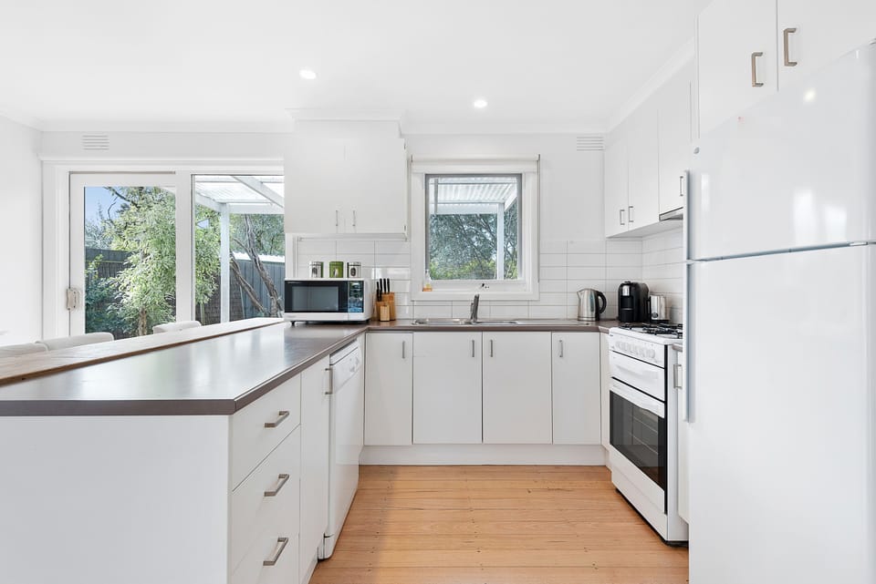 Fully equipped kitchen