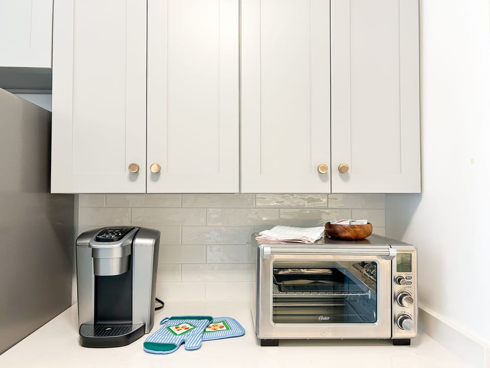 K-cup Coffee Machine with starter pods + Oven