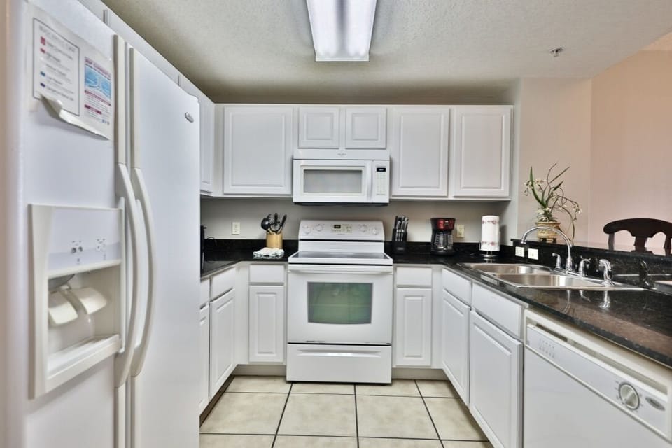 Fully stocked kitchen.