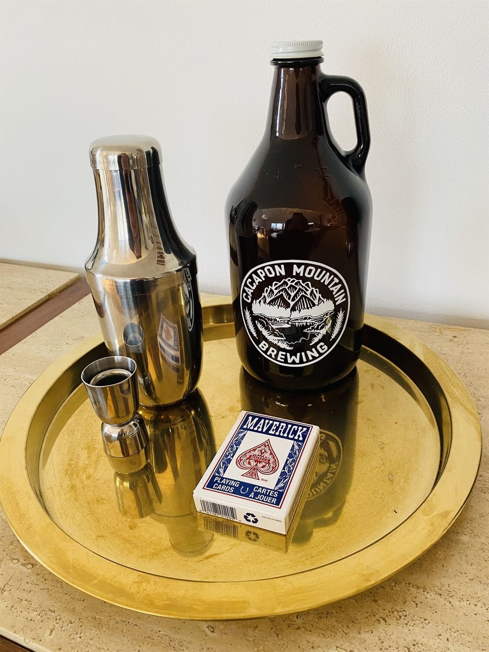 Two nearby breweries are fun to visit and also serve food! They have growlers too.