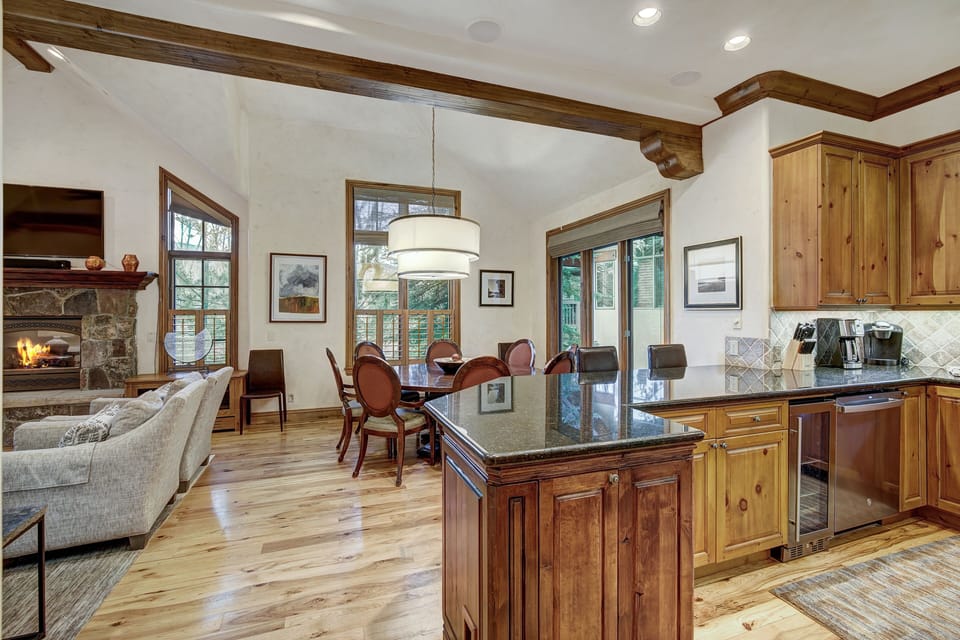 Townhome, 4 Bedrooms | Interior