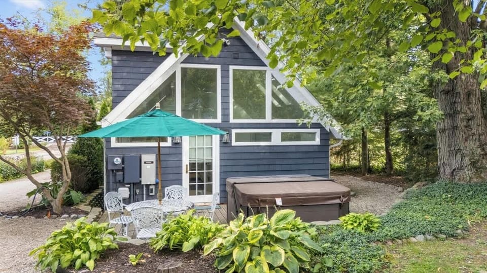 A perfect blend of charm, comfort, and hot tub luxury.