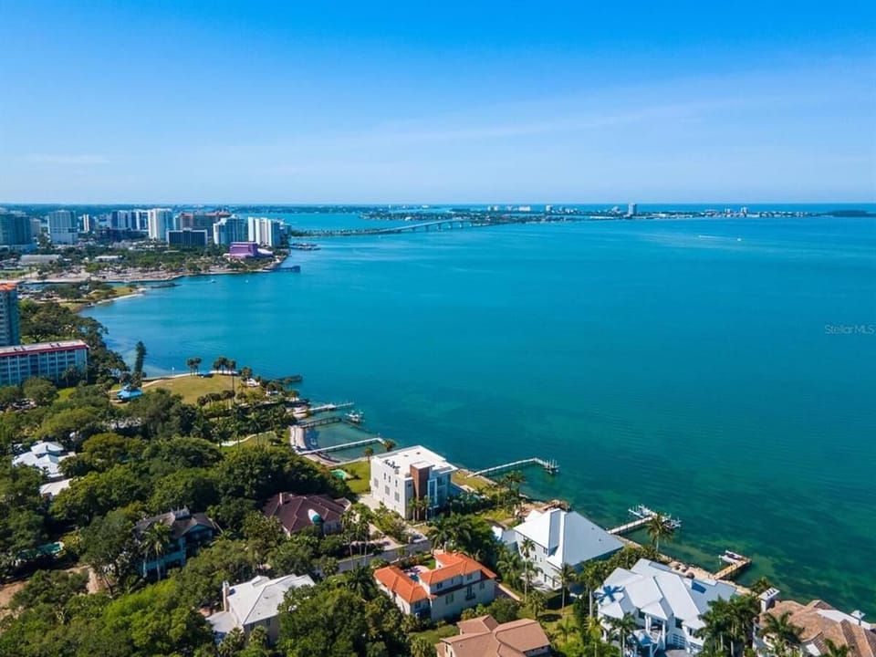 The Strand Aerials 6