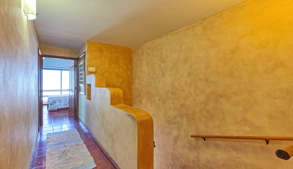 Handrails in stairways