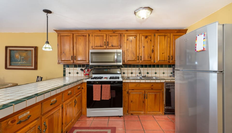 Family Villa, 2 Bedrooms, Ocean View | Private kitchen