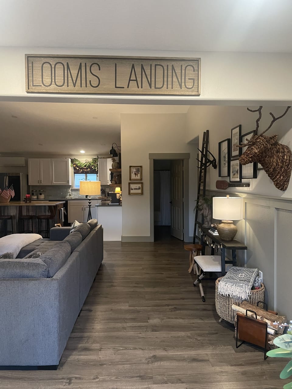 Entry to the house from the front door.