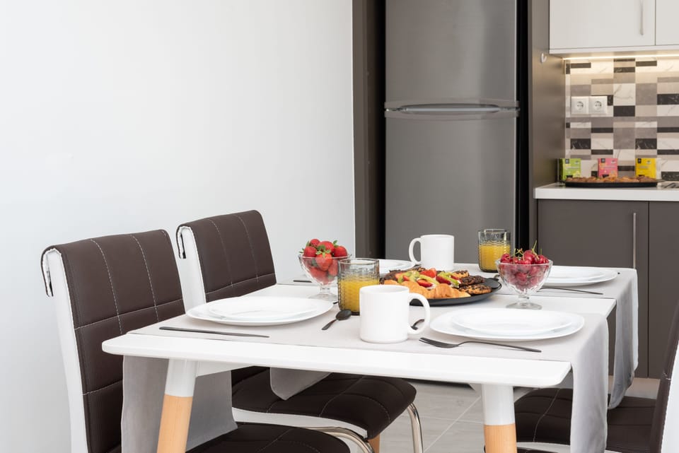 Superior Apartment | Dining room