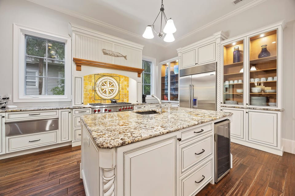 9 Armada | Kitchen