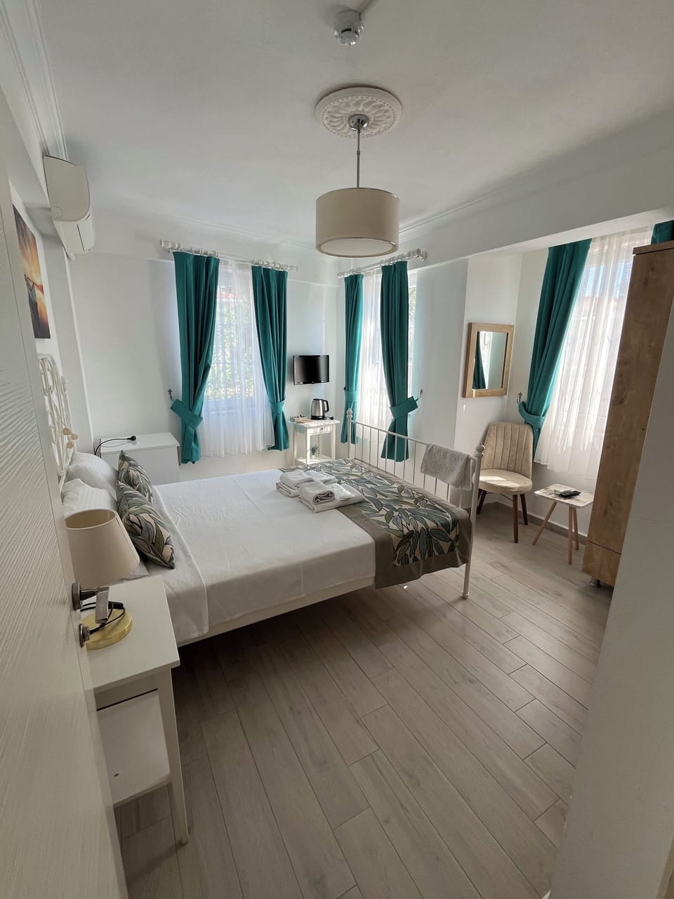 Comfort Double Room, Garden View | Bed sheets