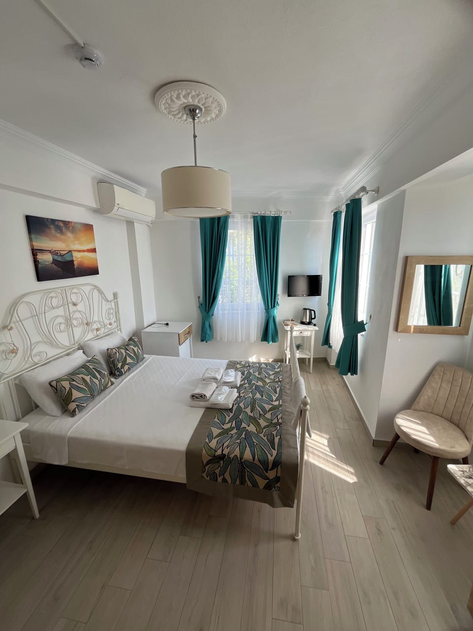 Comfort Double Room, Garden View | Bed sheets