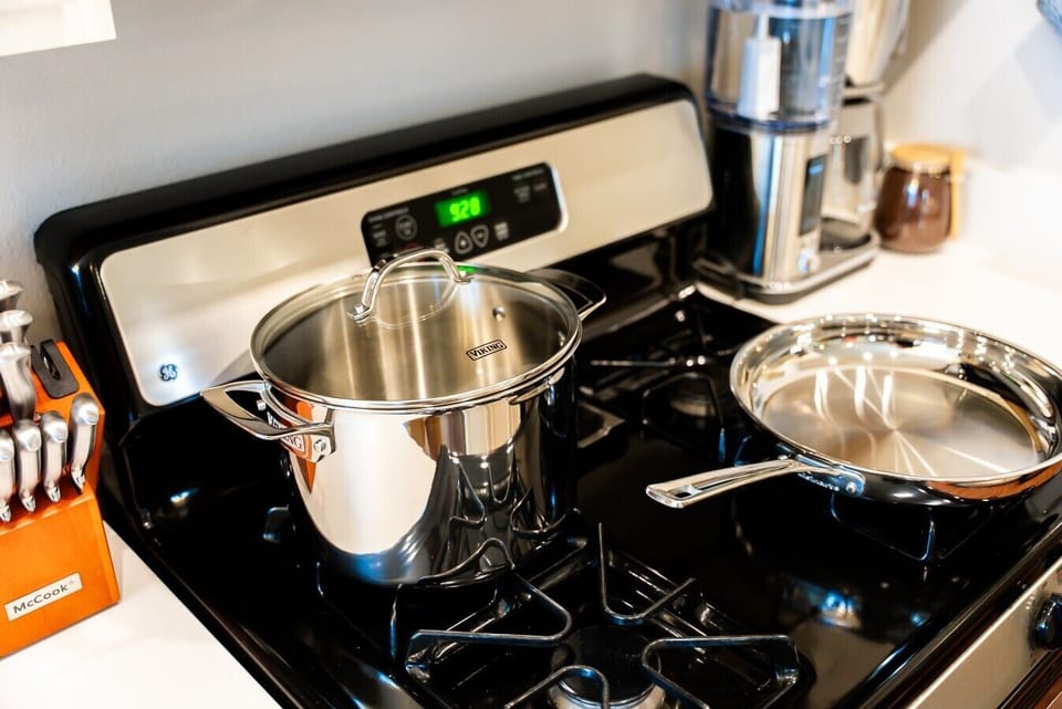 Stainless Steel Pots and Pans