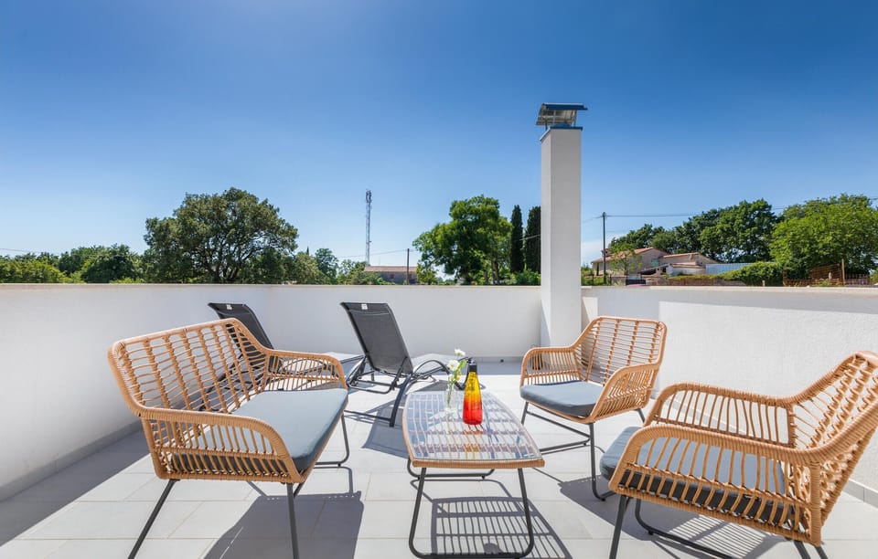 balcony-terrace