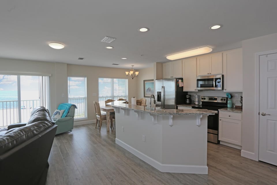 Condo, Multiple Beds (Surfside 16) | Interior