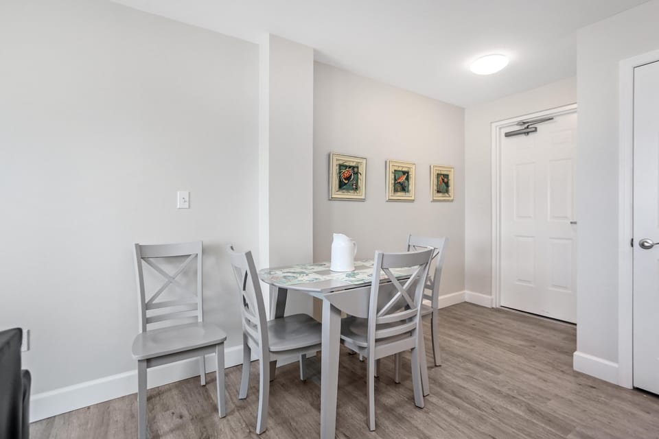 Condo, Multiple Beds (Surfside 17) | Dining