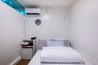 Blackout drapes, soundproofing, iron/ironing board, free WiFi