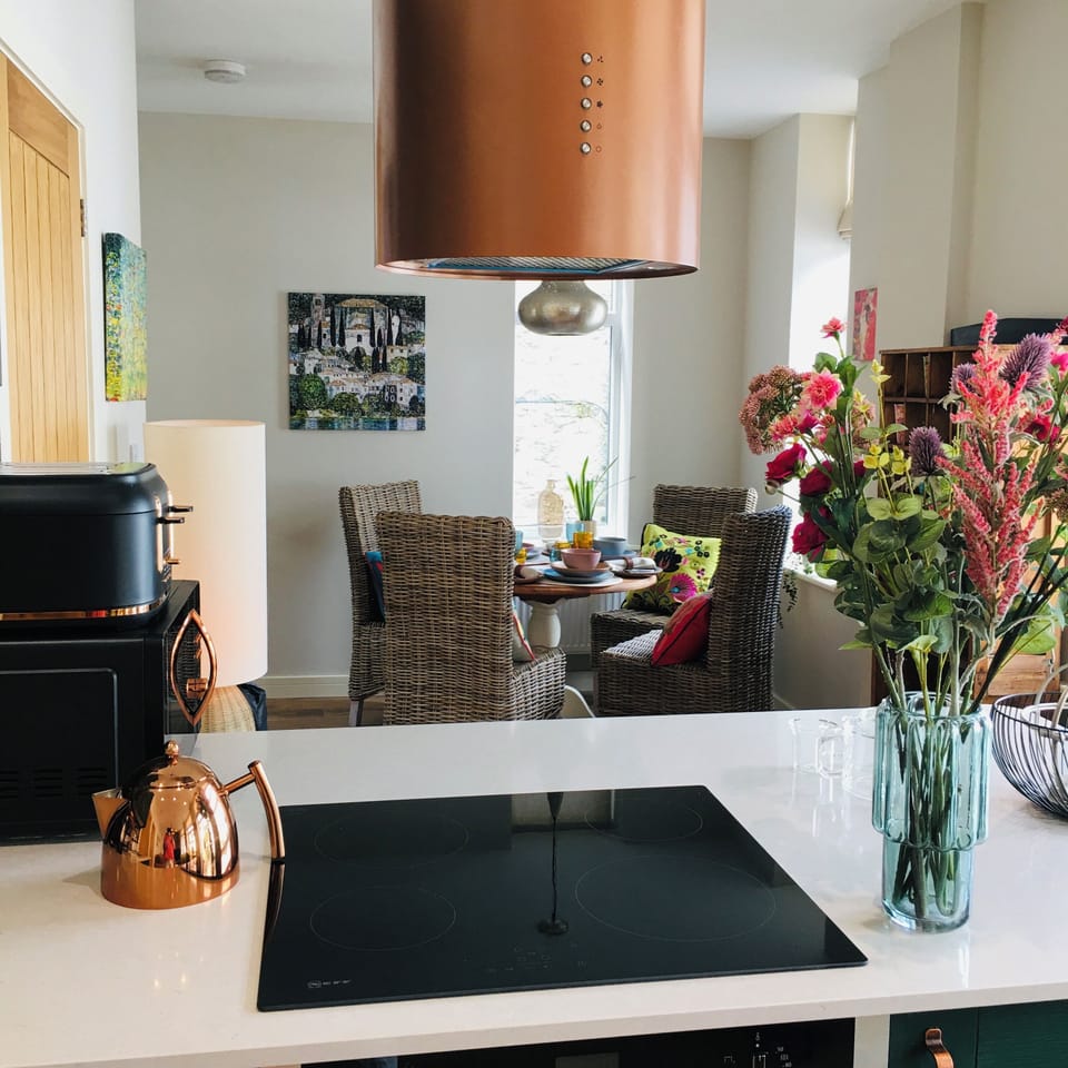 Apartment, 2 Bedrooms, Patio, River View | Interior