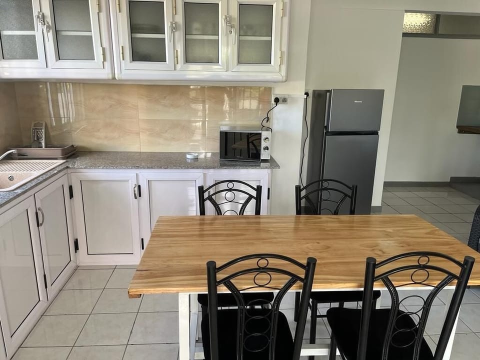 Apartment, 1 Bedroom, Balcony | Dining