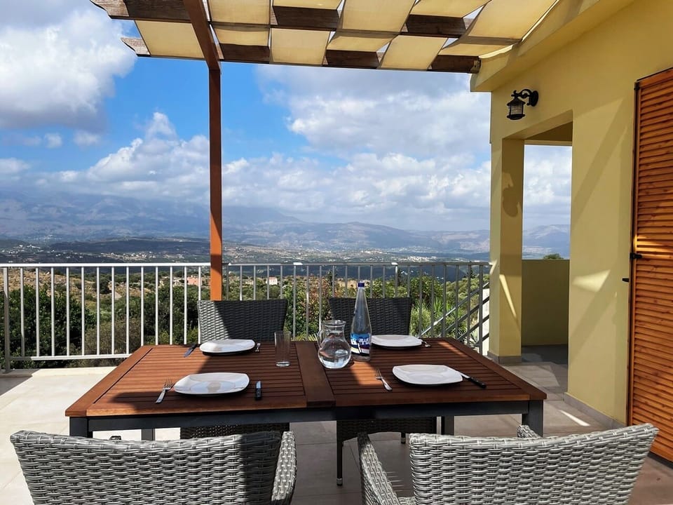 Apartment, 2 Bedrooms, Smoking, Balcony | Balcony