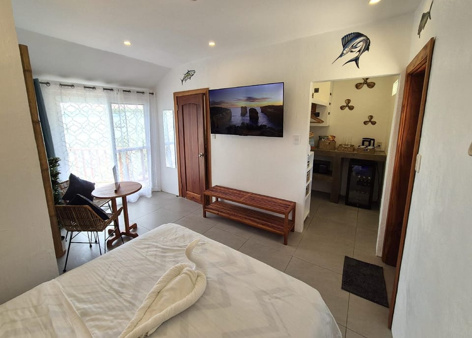 Exclusive Room | Minibar, in-room safe, blackout drapes, free WiFi