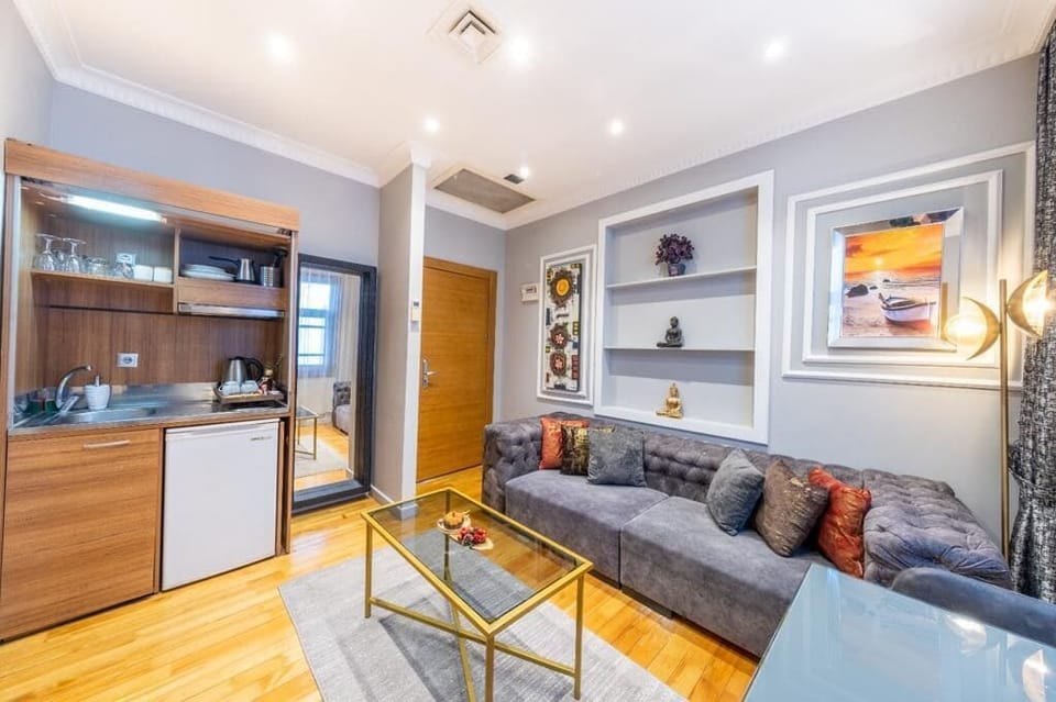 Family Quadruple Room, 1 Bedroom | Premium bedding, individually furnished, desk, laptop workspace