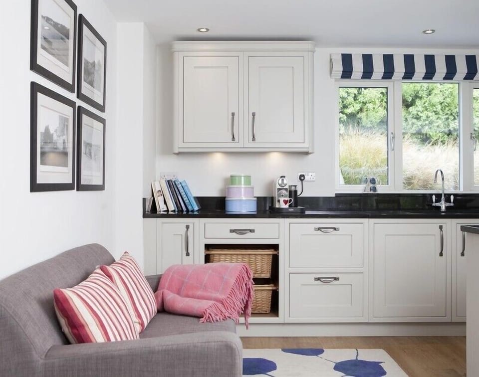 Cottage | Interior