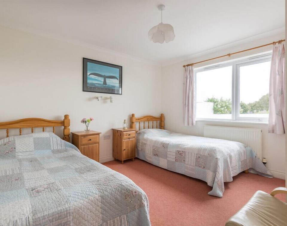 Cottage | 3 bedrooms, individually decorated, individually furnished, free WiFi