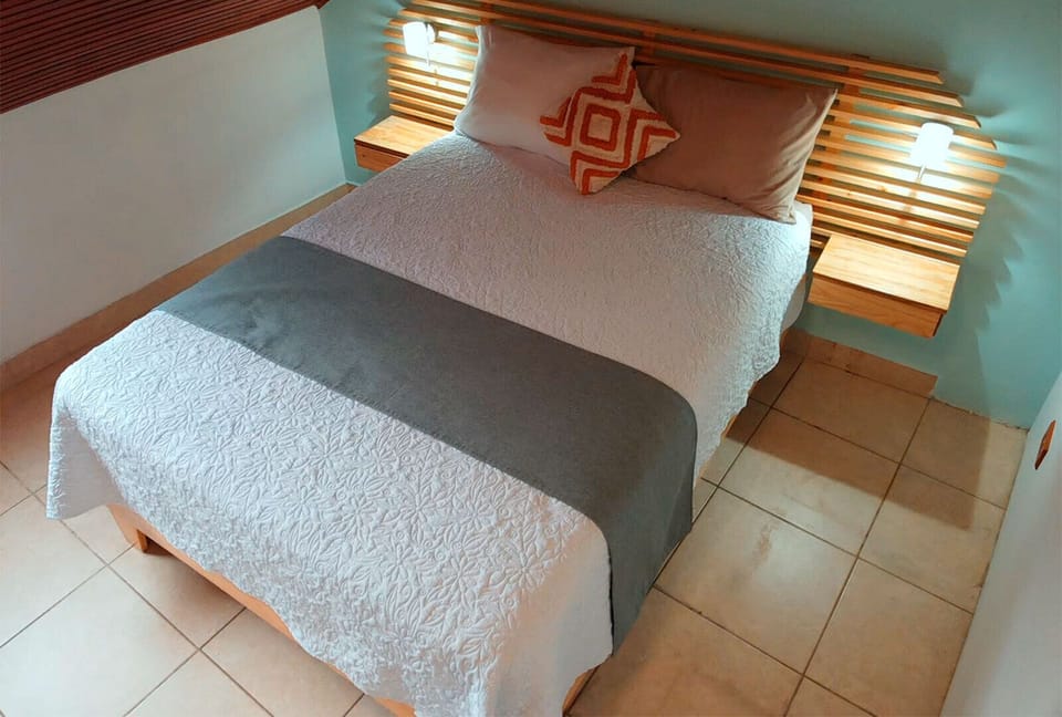 Trebol Amarillo Bed & Breakfast Bed and Breakfast in Escazu