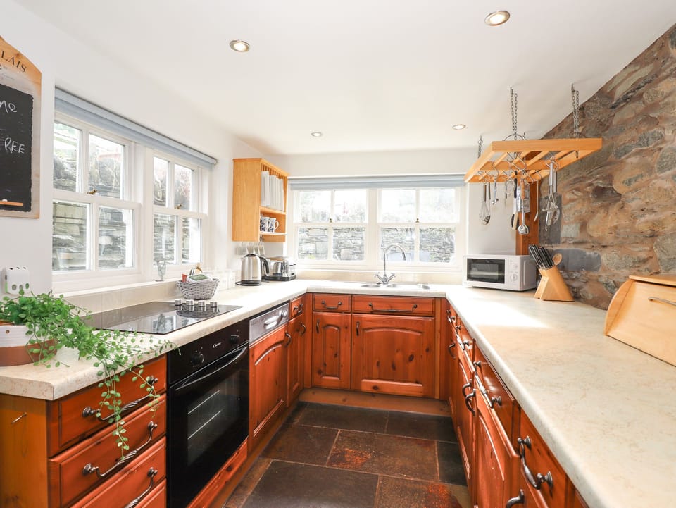 Cottage | Interior