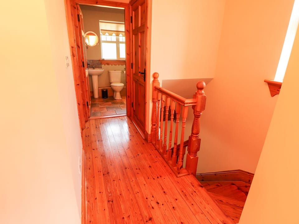 4 Killimer Road Cottage in County Clare