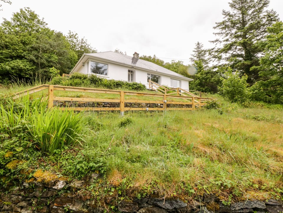 Cottage | Property grounds