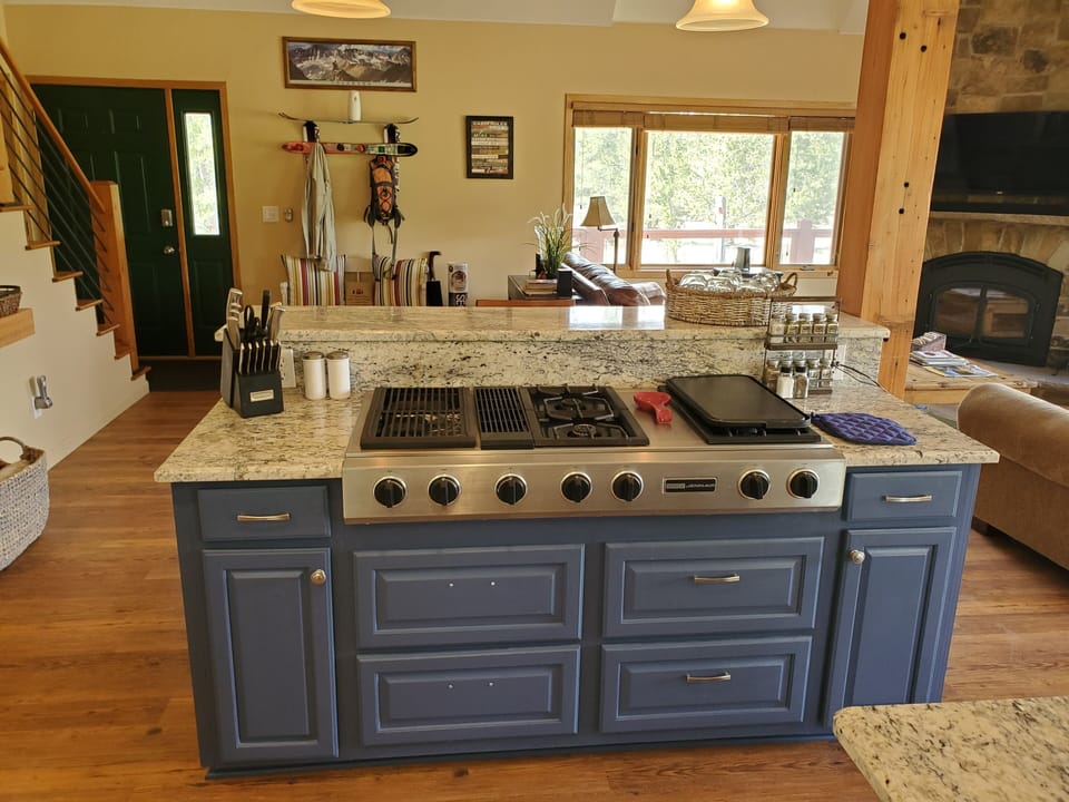 Gourmet kitchen with Jenn-Air grill