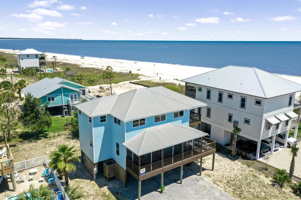 House, Multiple Beds (Beach Please) | Exterior
