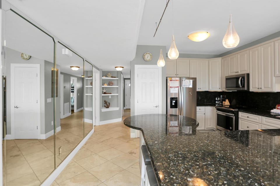 Condo, Multiple Beds (Dunes Club 2A) | Private kitchen