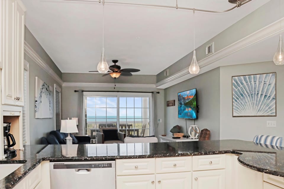 Condo, Multiple Beds (Dunes Club 2A) | Interior