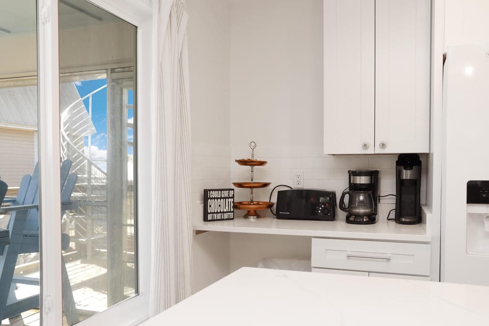 House, Multiple Beds (Latitude Adjustment) | Interior