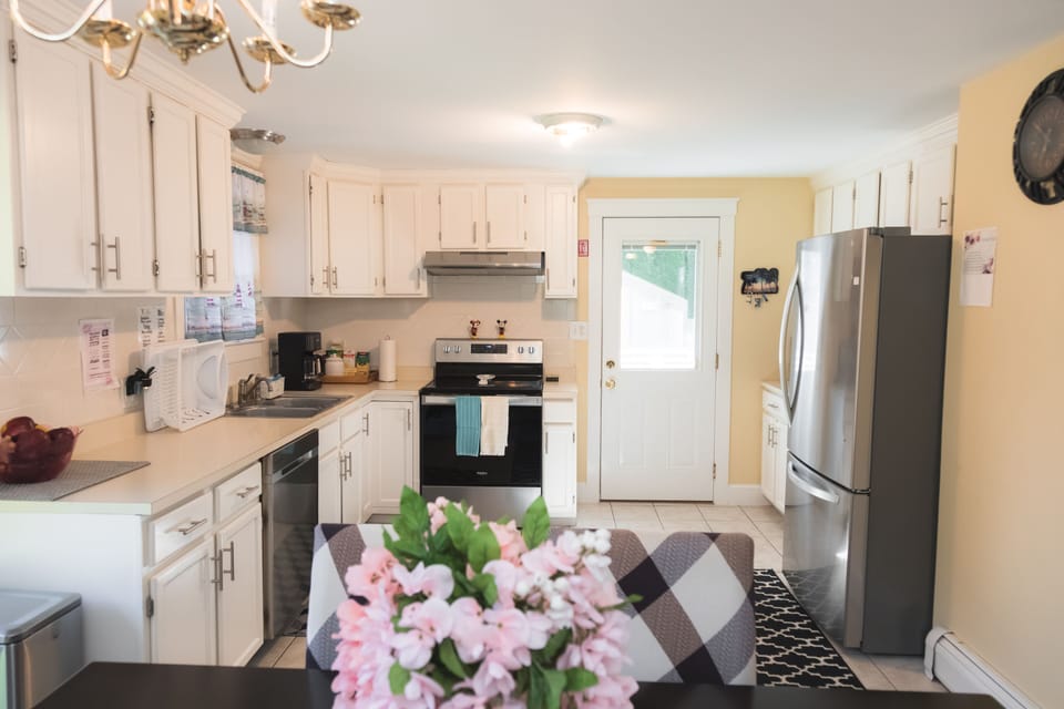 Kitchen all the amenities