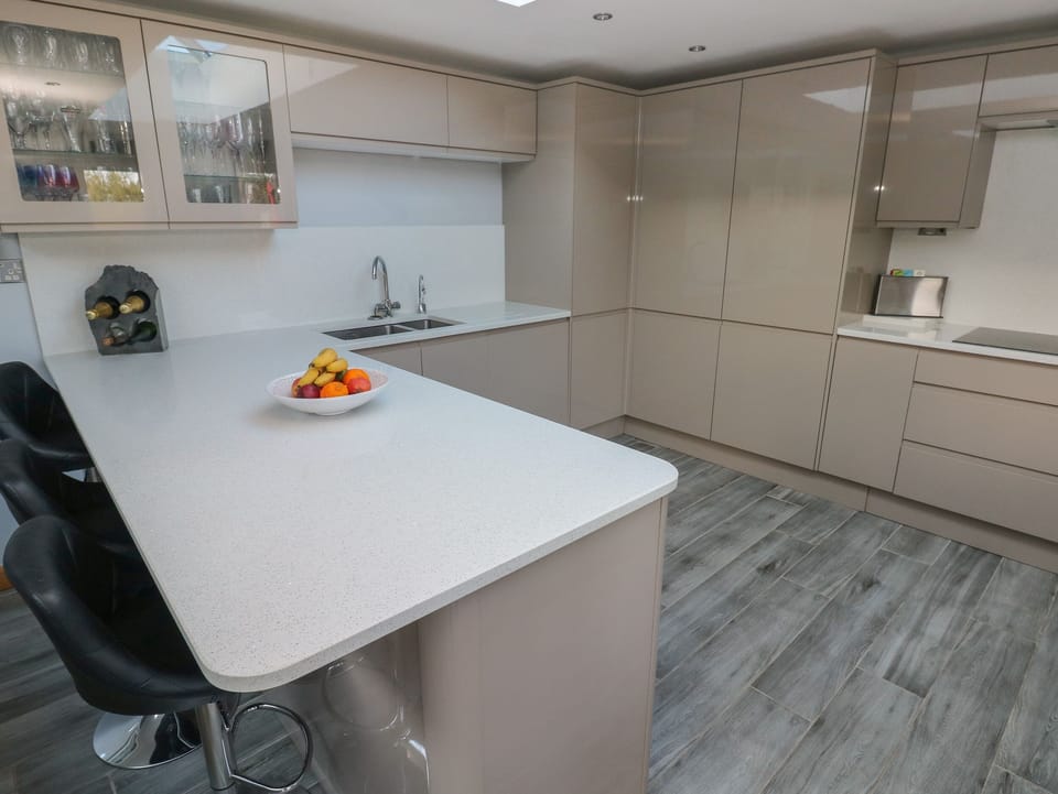 Fridge, microwave, dishwasher, electric kettle