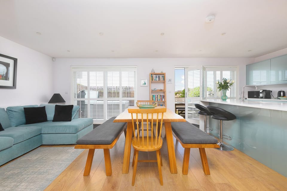 Cottage | Interior
