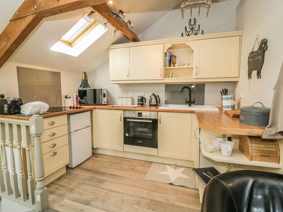 Cottage | Interior