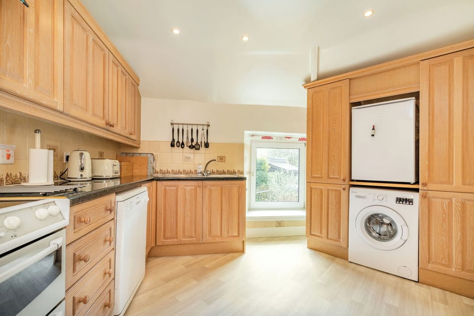 Cottage | Interior