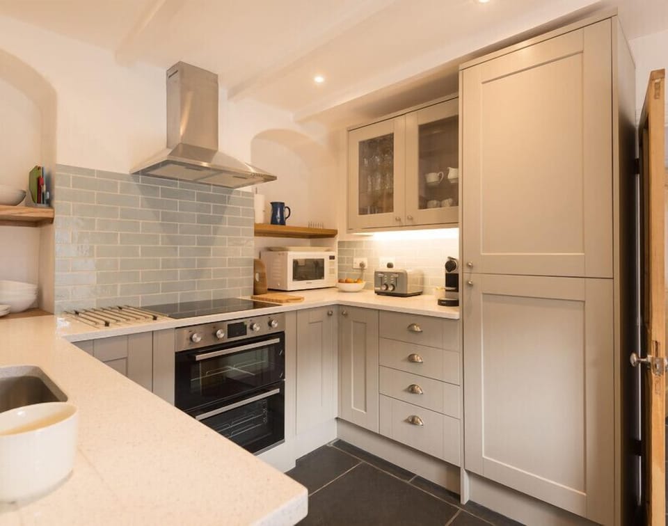 Cottage | Interior