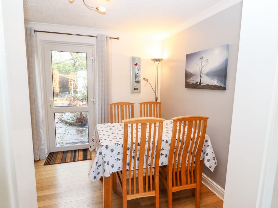 Cottage | Interior