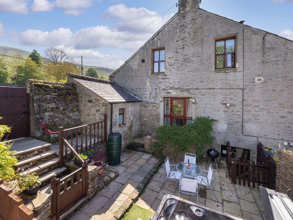 Cottage | Front of property