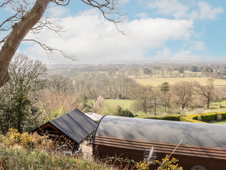 Cottage | Property grounds