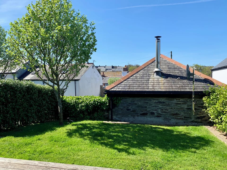 Cottage | Property grounds
