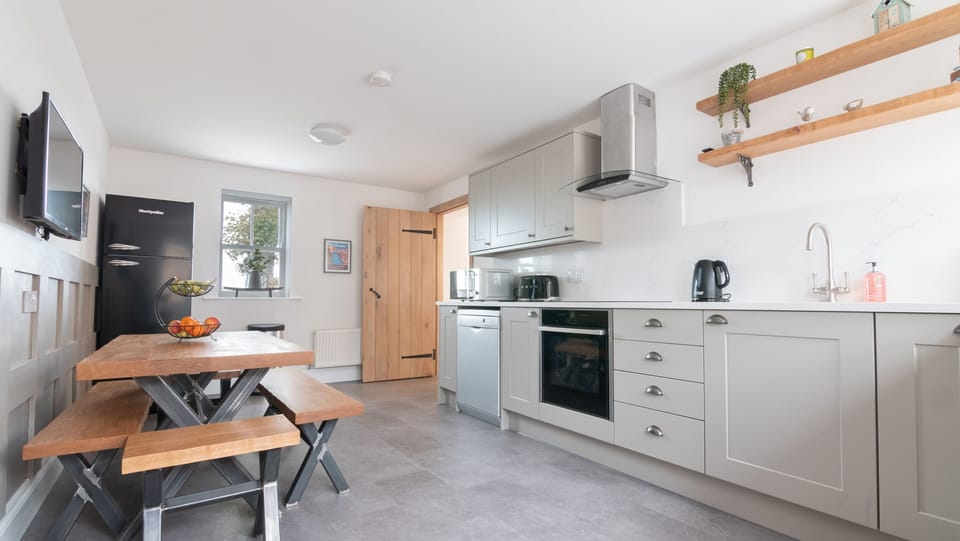 Cottage | Interior