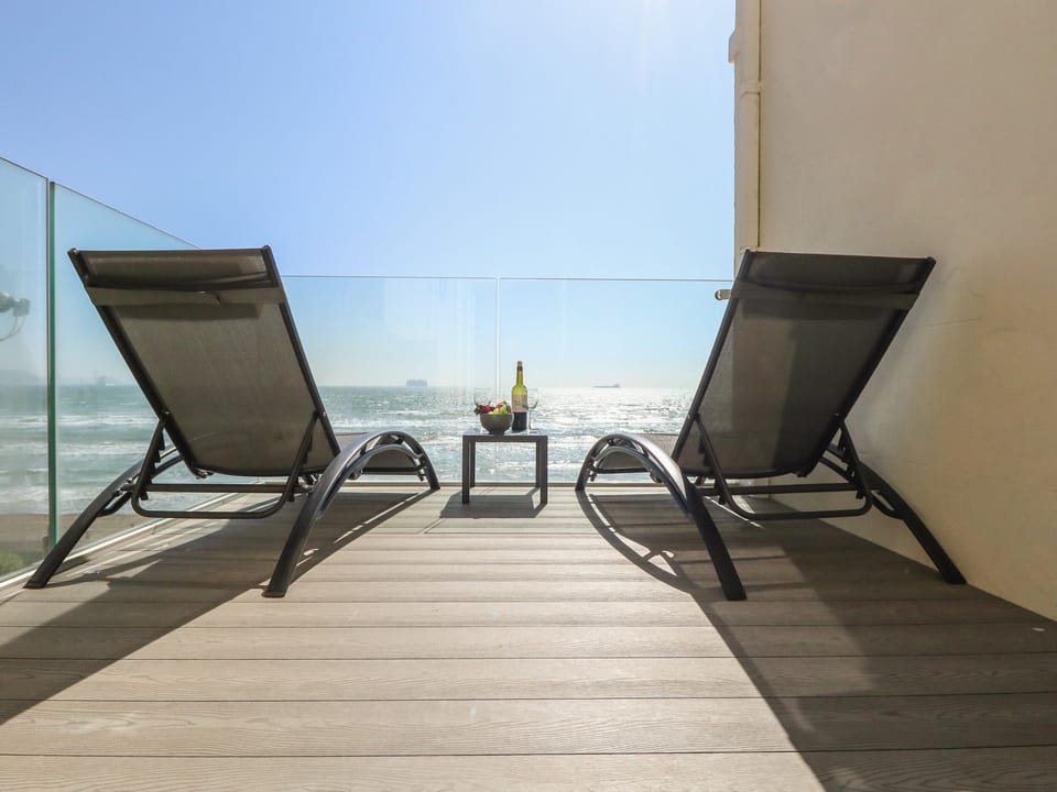 Cottage | Balcony
